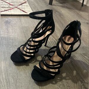 Black rinestone open toe high heels size 7